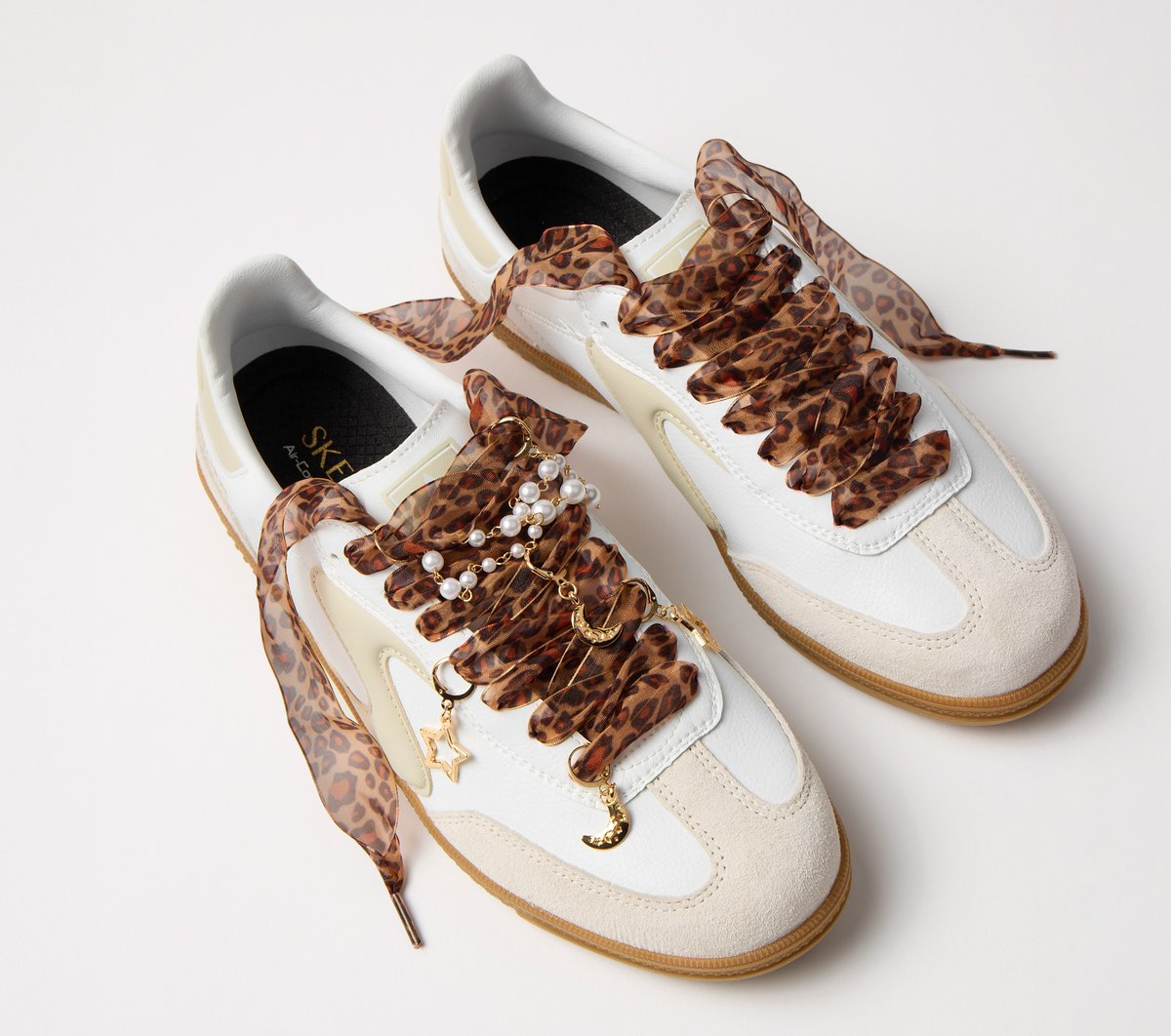 Shoelaces With Charm Set - Leopard - Image 3