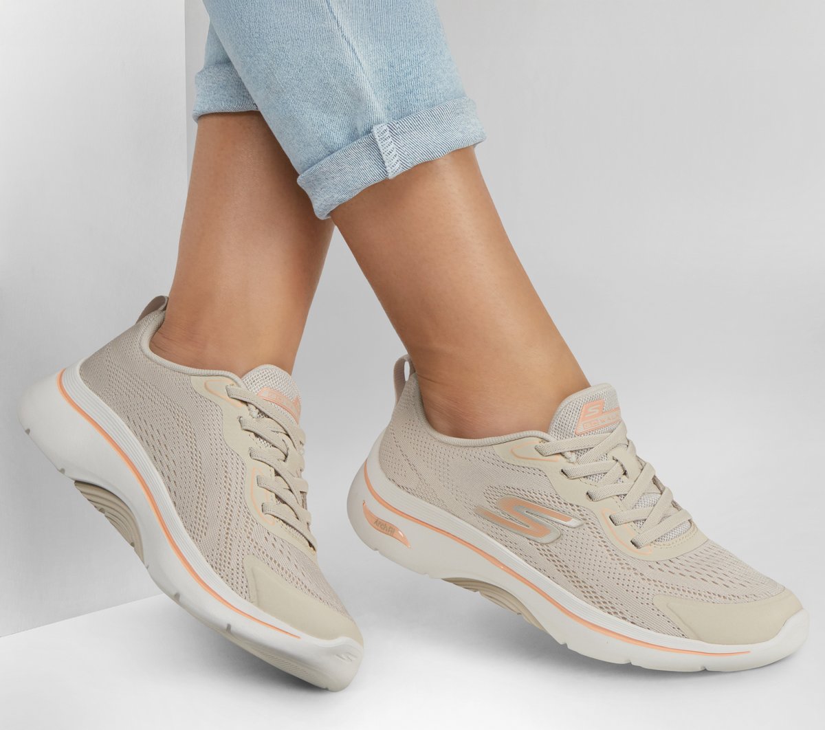 GO WALK Arch Fit 2.0 - Cassy - Image 2